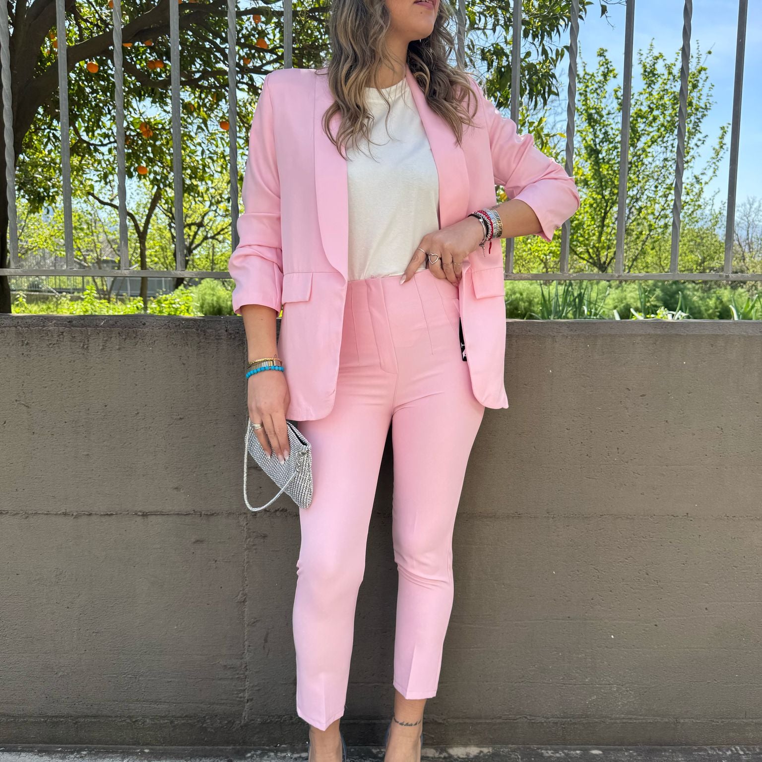 Pantalone a sigaretta con pinces avanti