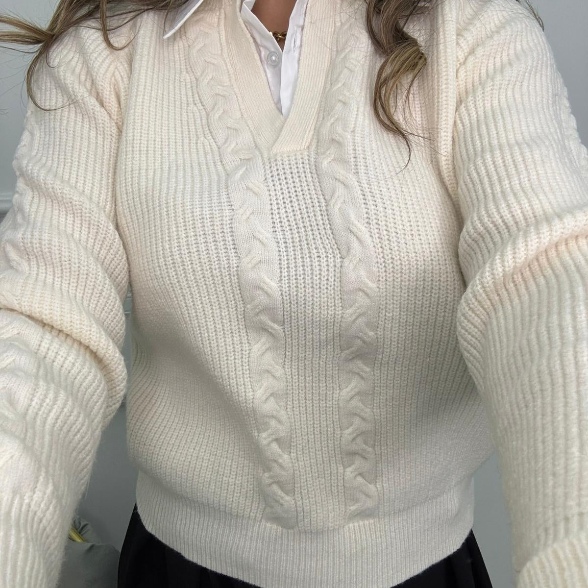 Maglione tinta unita con finta camicia