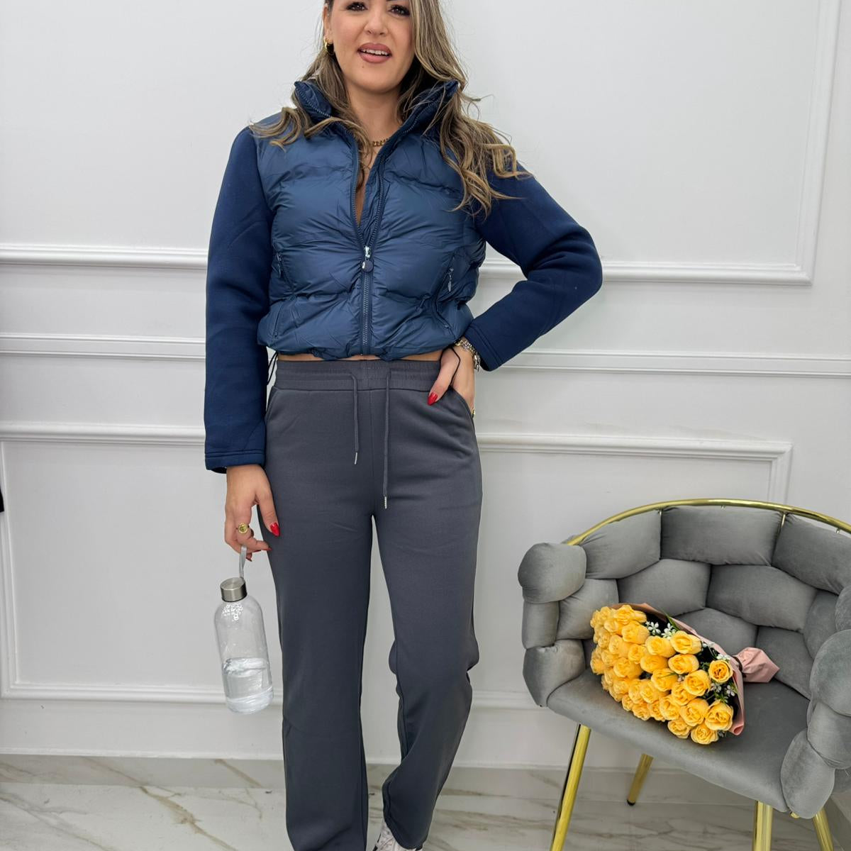 Pantalone tuta tinta unita modello palazzo