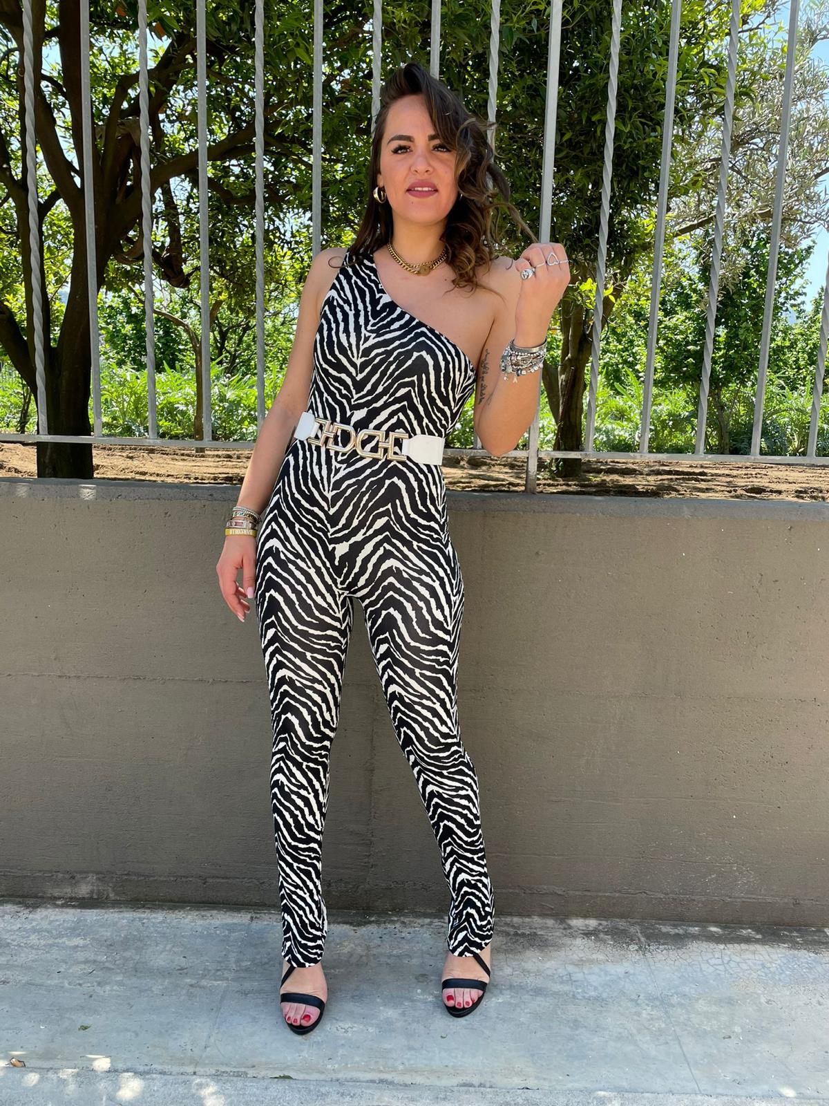 Tuta intera animalier mono spalla con spacchetti alle caviglie