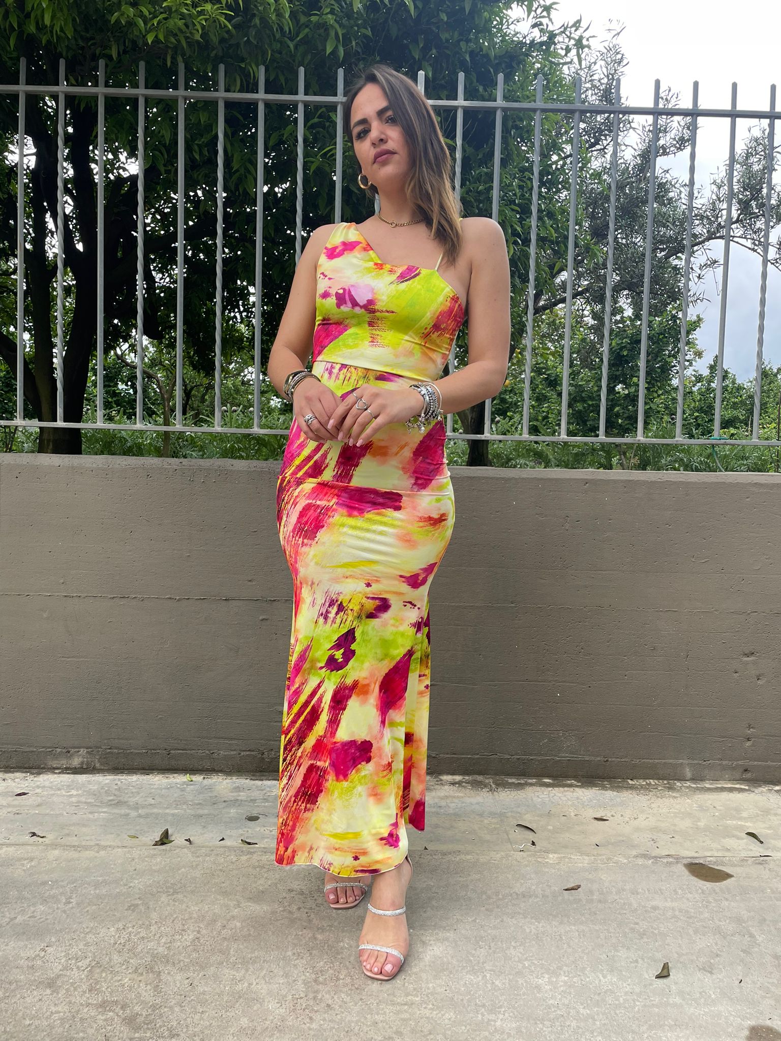 Vestito lungo a fantasia modello sirena