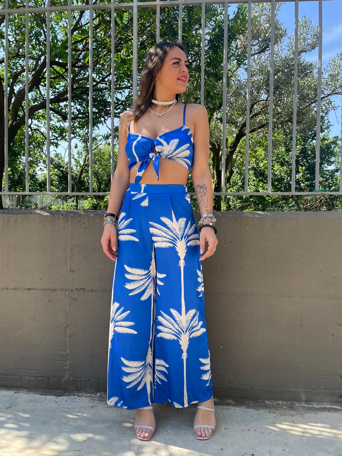Coordinato 2 pezzi fantasia palme con pantalone palazzo