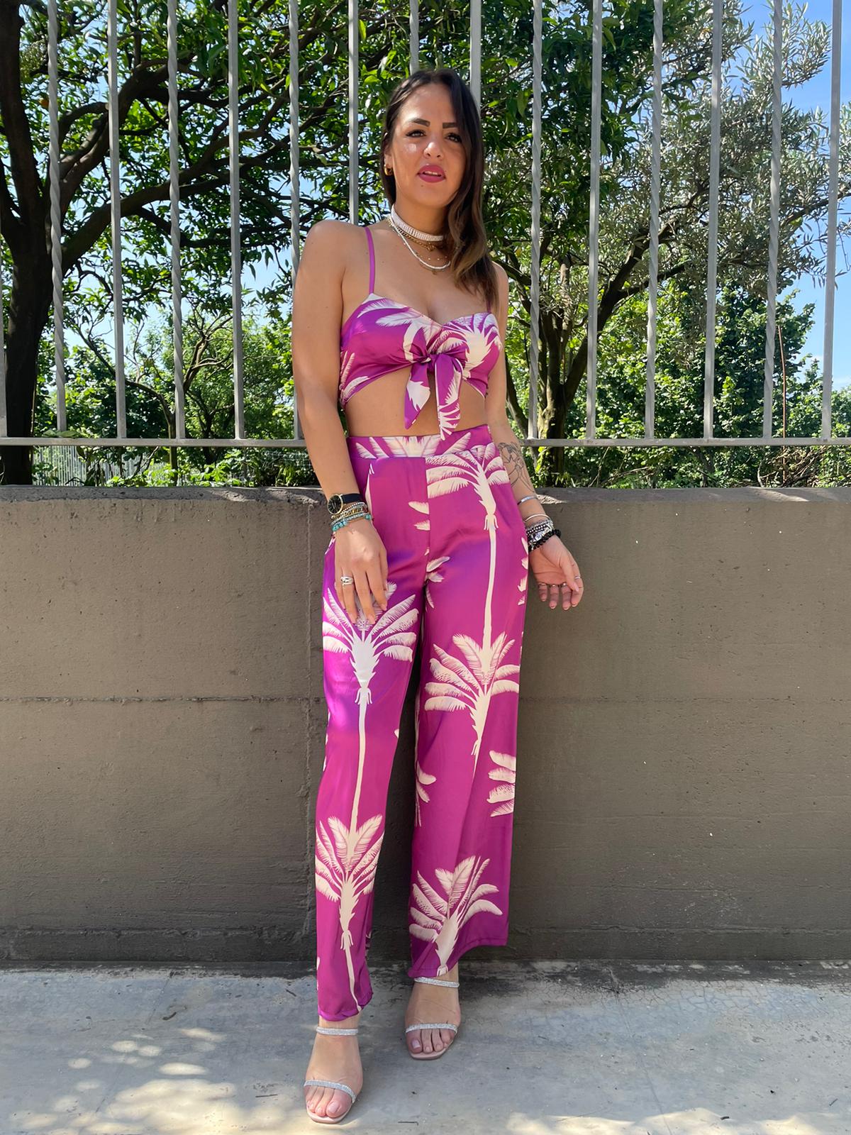 Coordinato 2 pezzi fantasia palme con pantalone palazzo