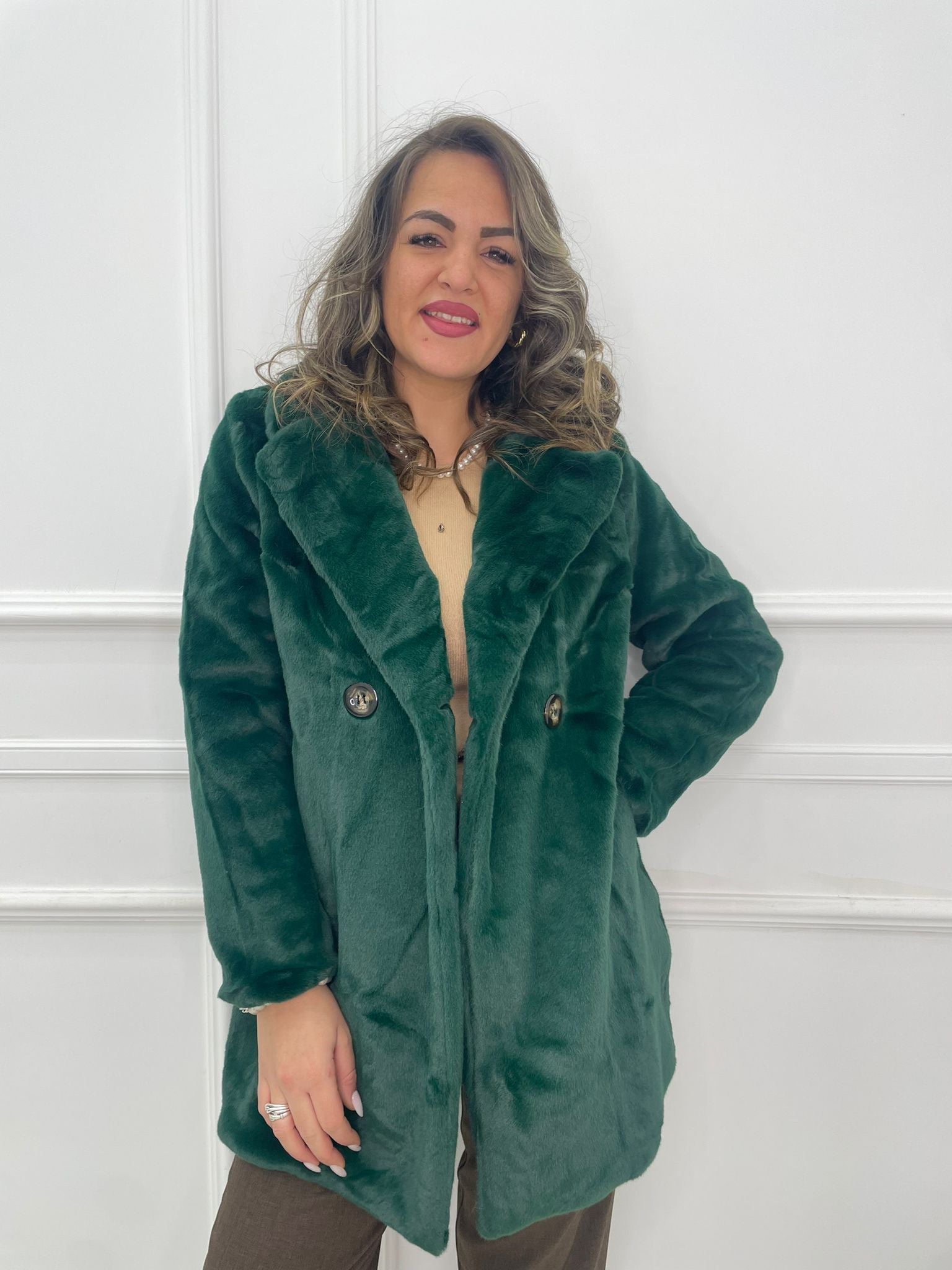 Pelliccia eco lunga finto doppio petto