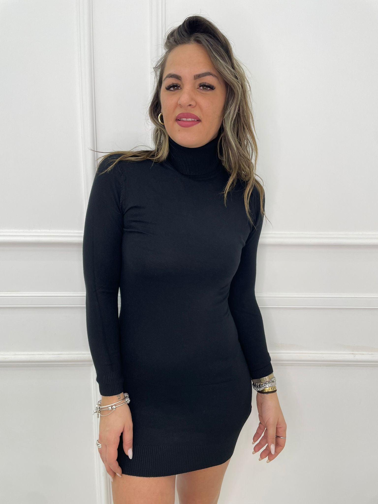 Vestitino basic collo alto tinta unita