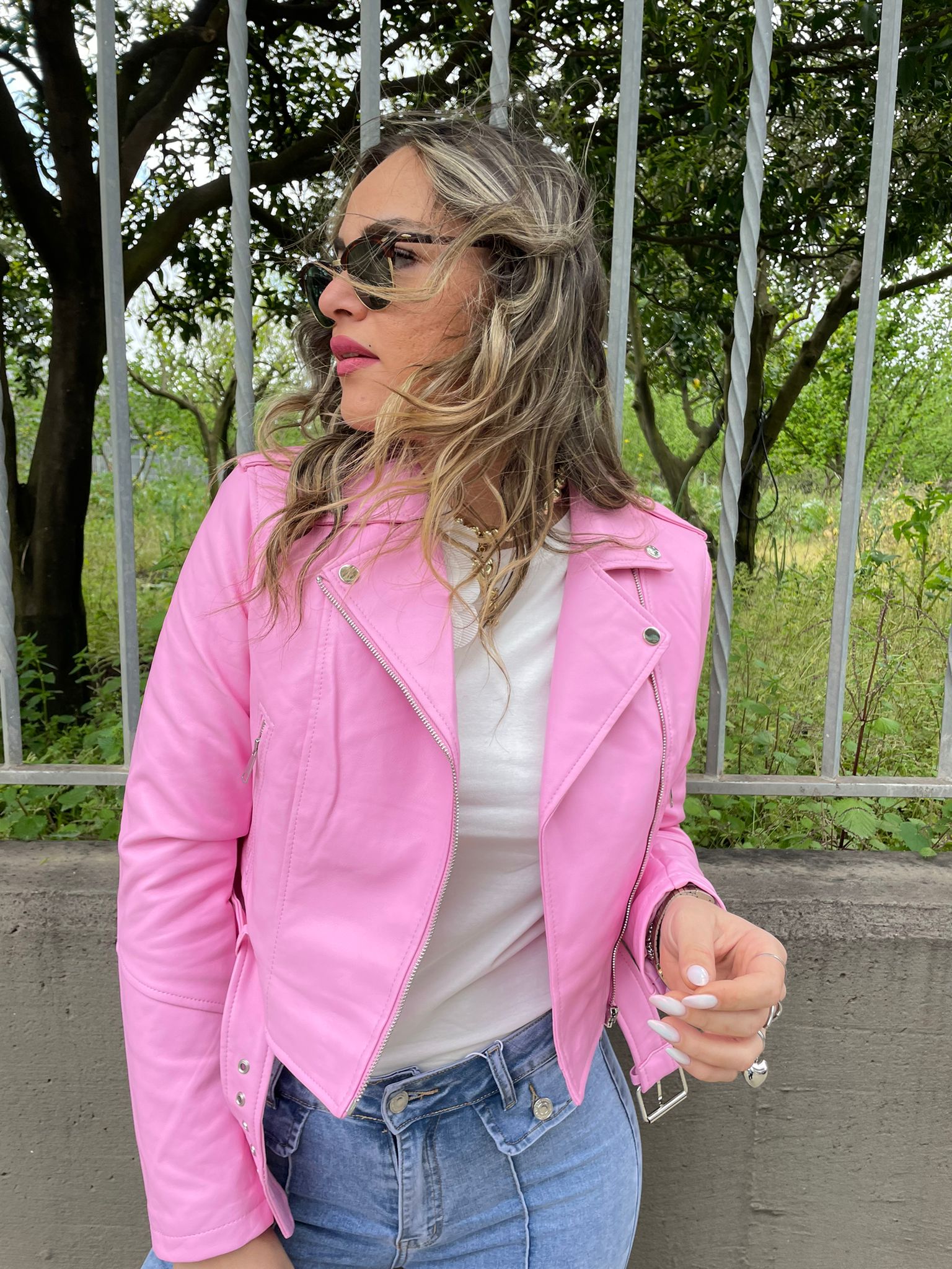 Giubbino eco pelle colorato con cintura