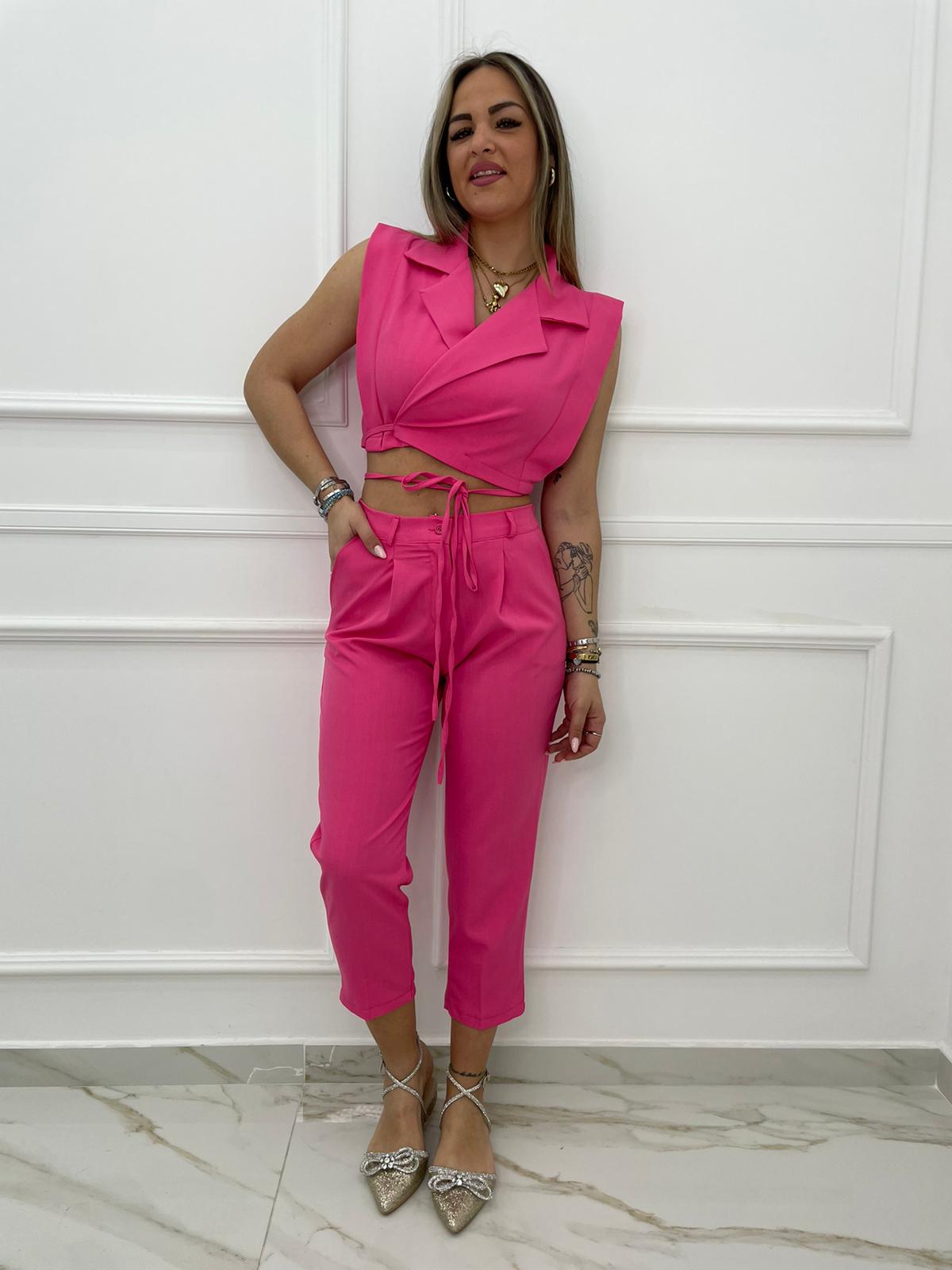 Coordinato 2 pezzi con giacca giro manica con nodo