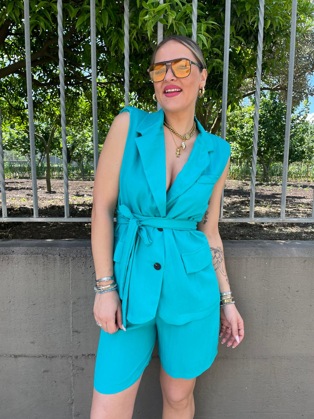 Coordinato 2 pezzi effetto lino con giacca giro manica e bermuda