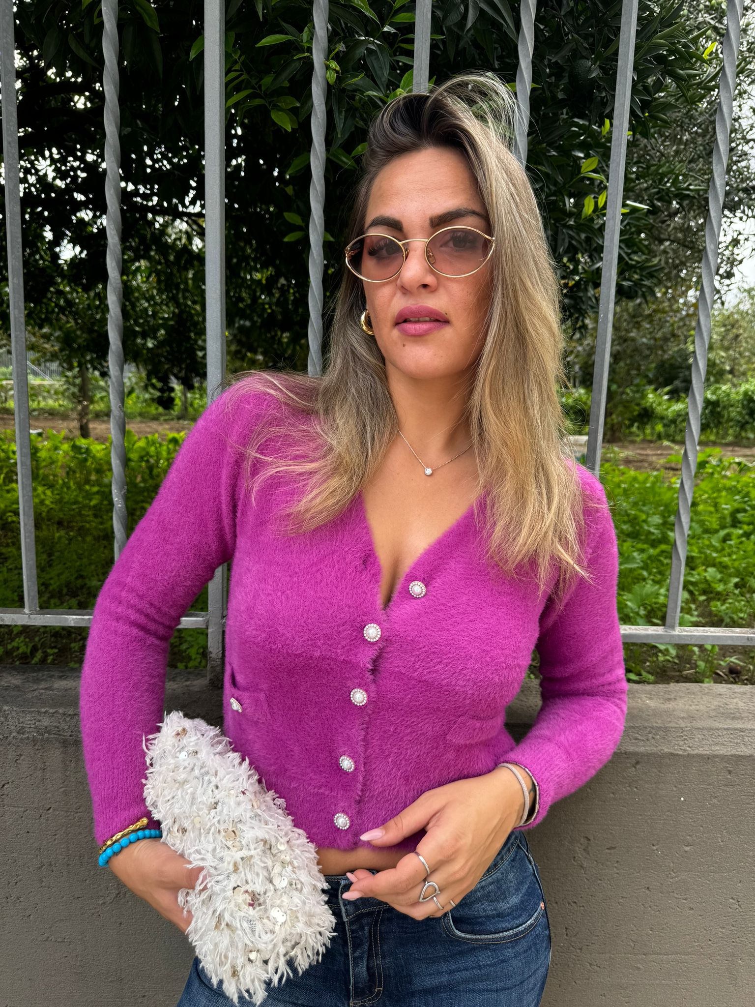 Cardigan in pelo con bottoni gioiello