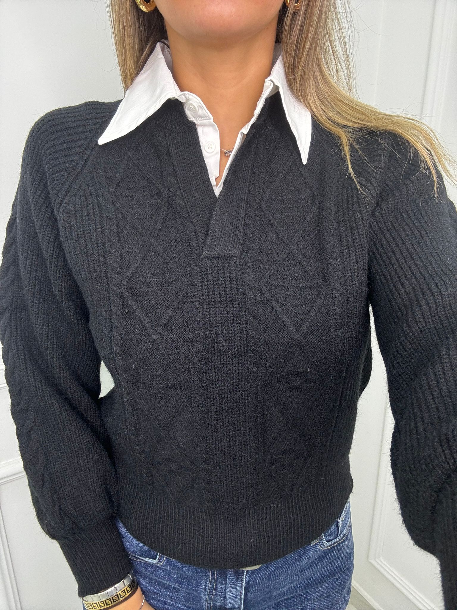 Maglione trama treccia con finta camicia