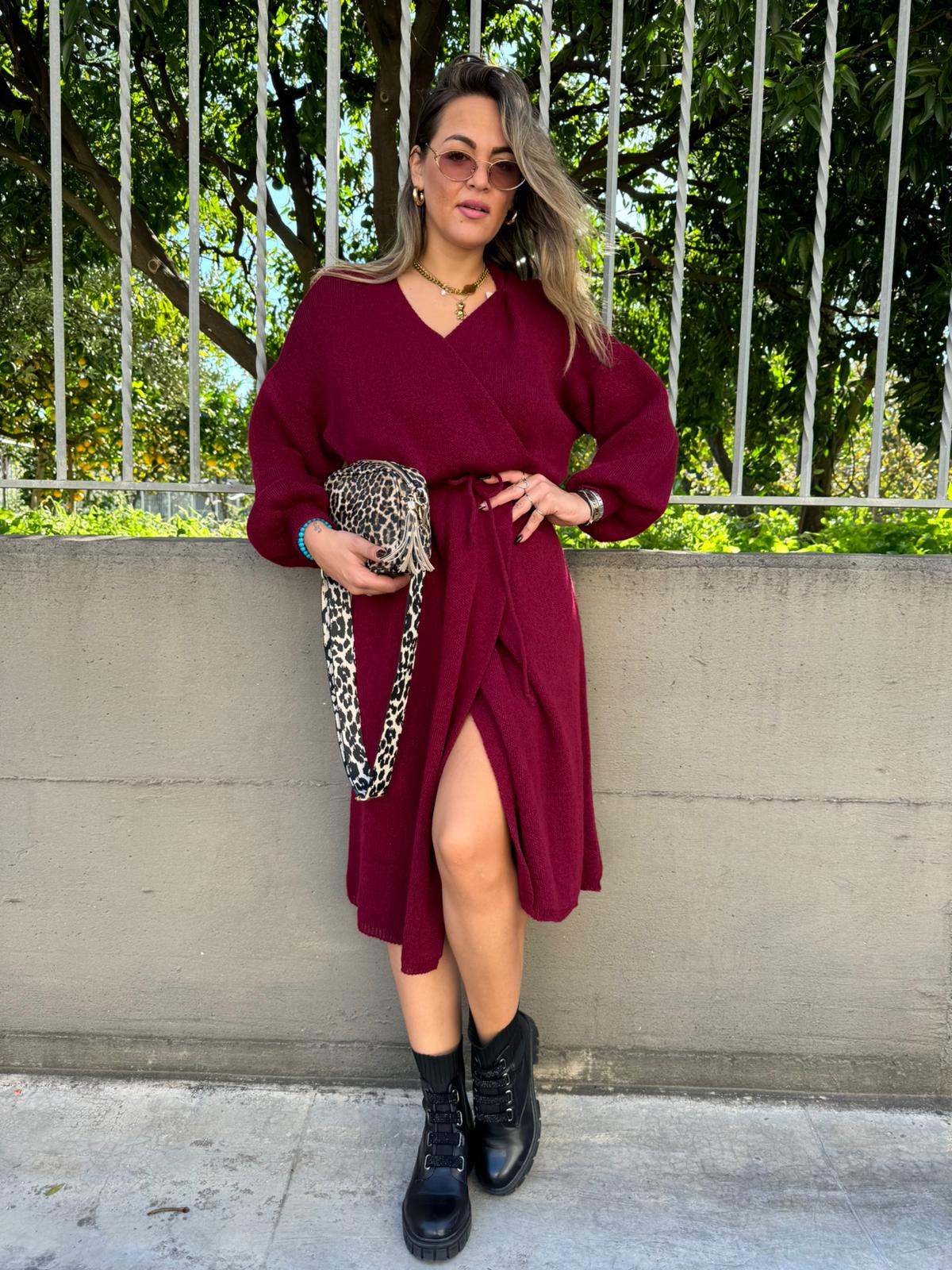 Vestito lungo in simil lana con scollo incrocio