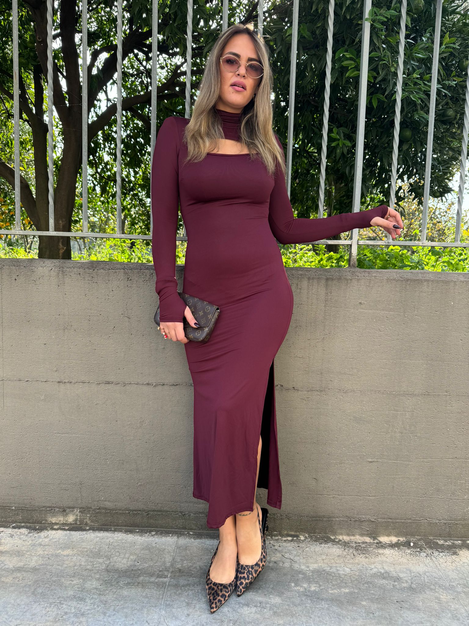 Vestito lungo in lycra con apertura avanti