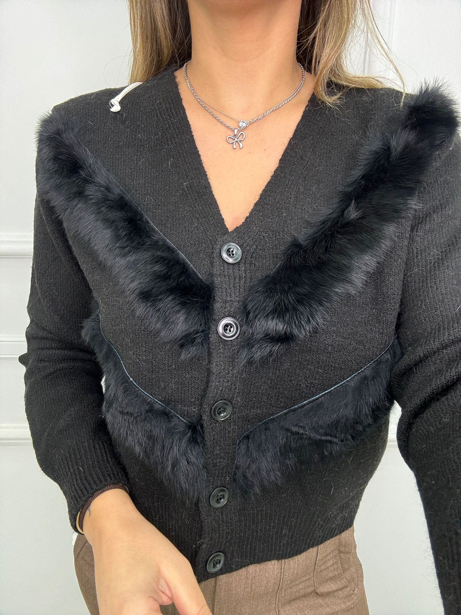 Cardigan con righe in pelo