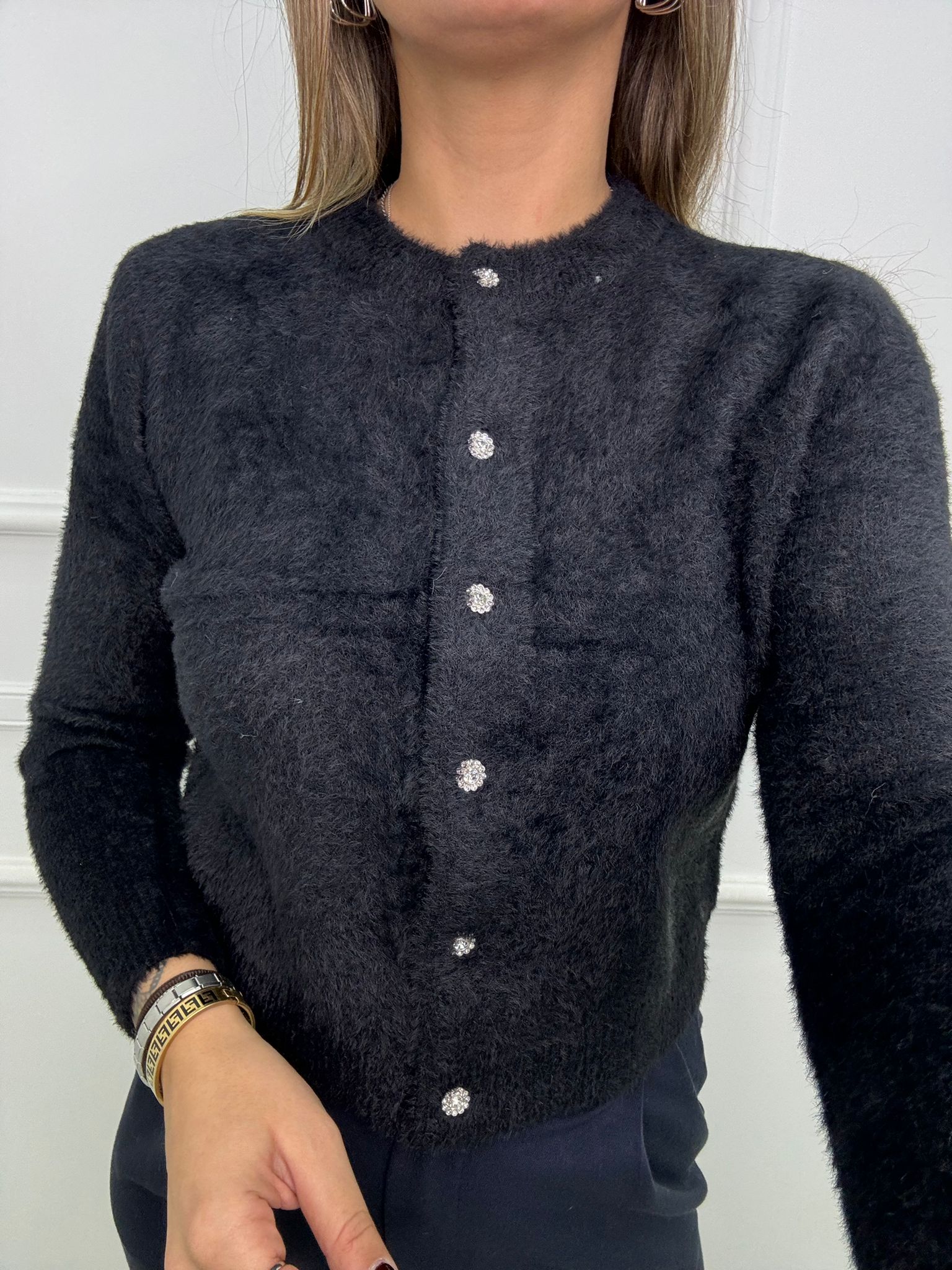 Cardigan in pelo con bottoni gioiello