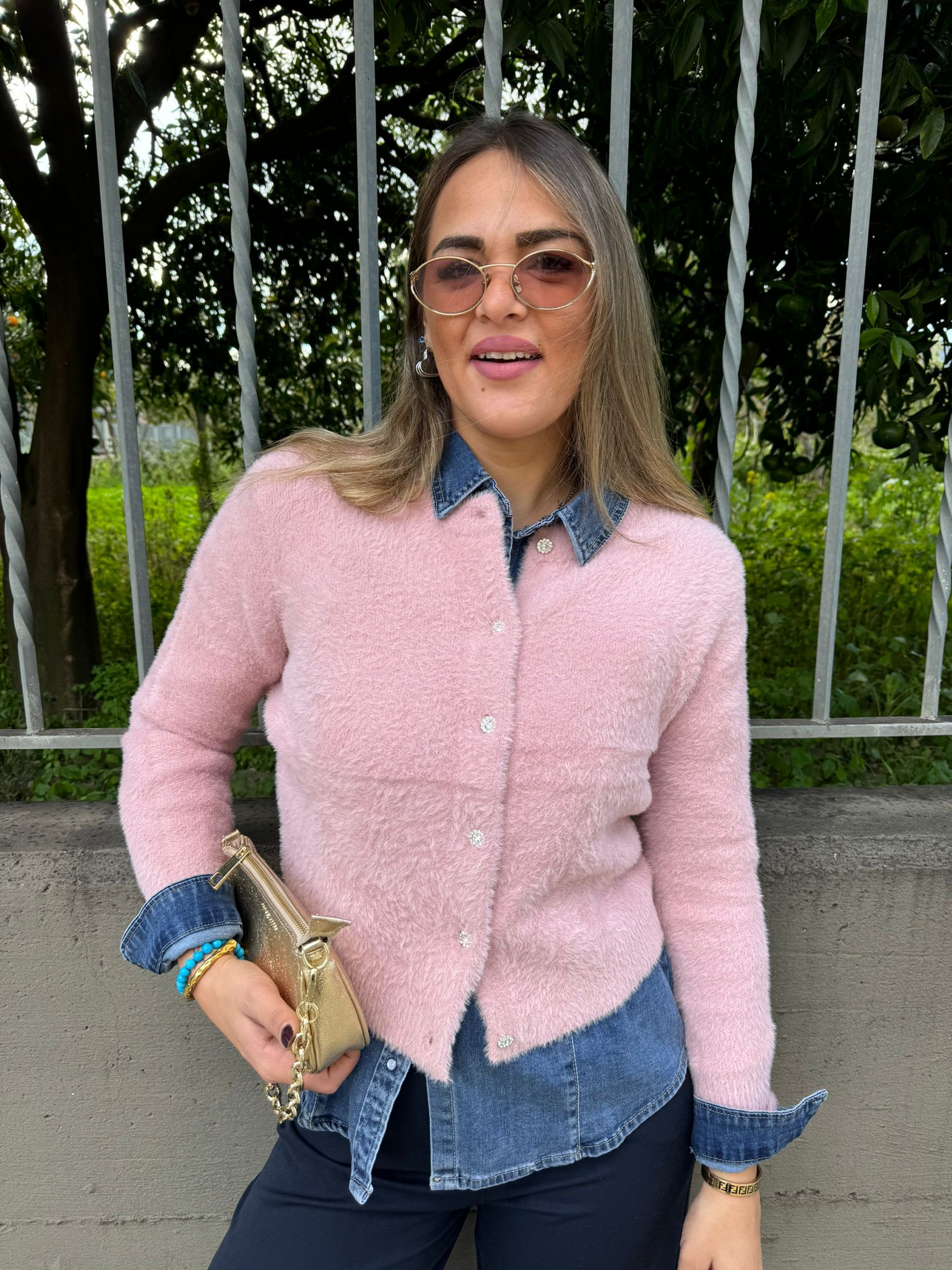 Cardigan in pelo con bottoni gioiello