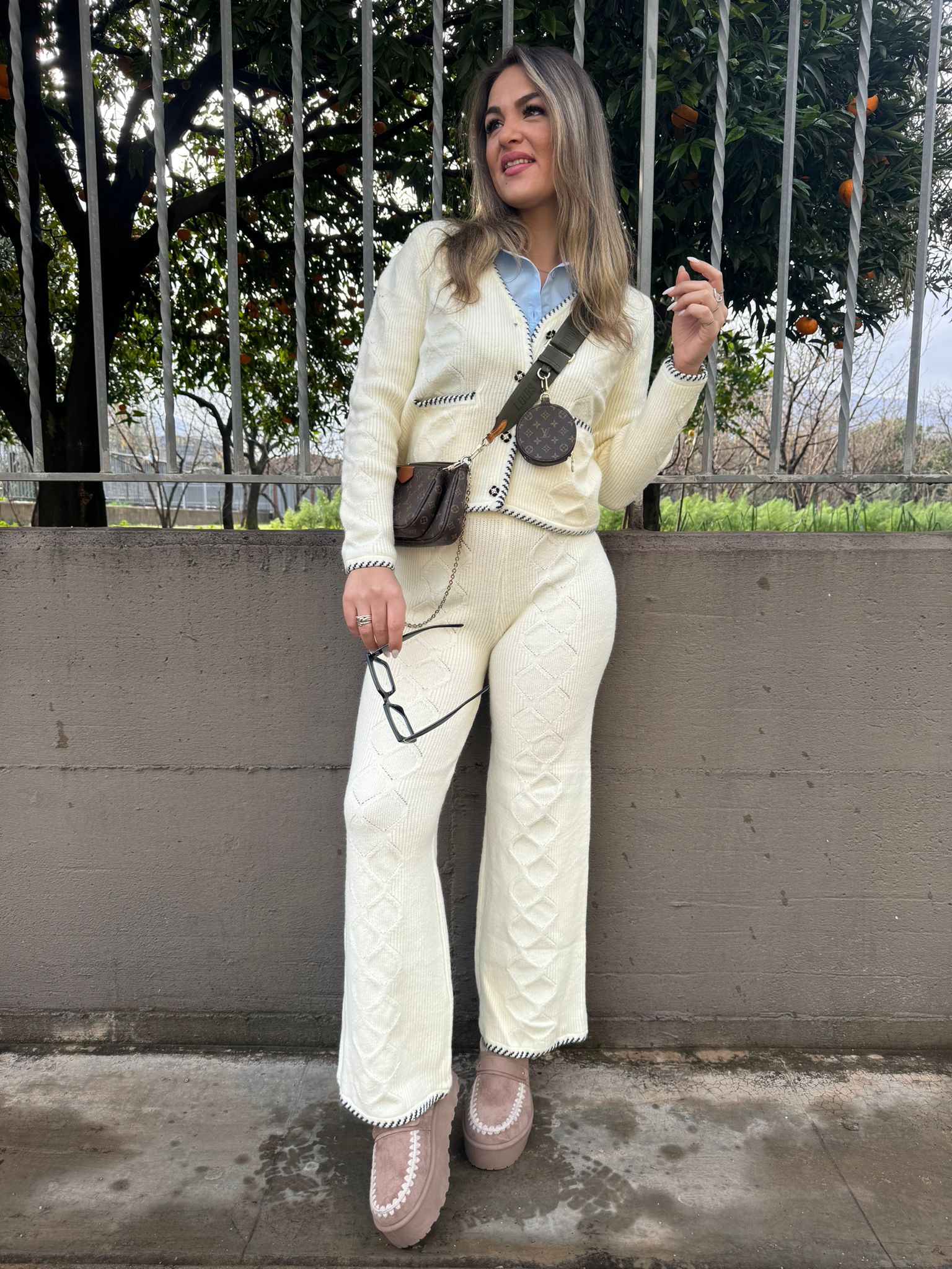 Coordinato 2 pezzi trama treccia con cardigan scollo a V