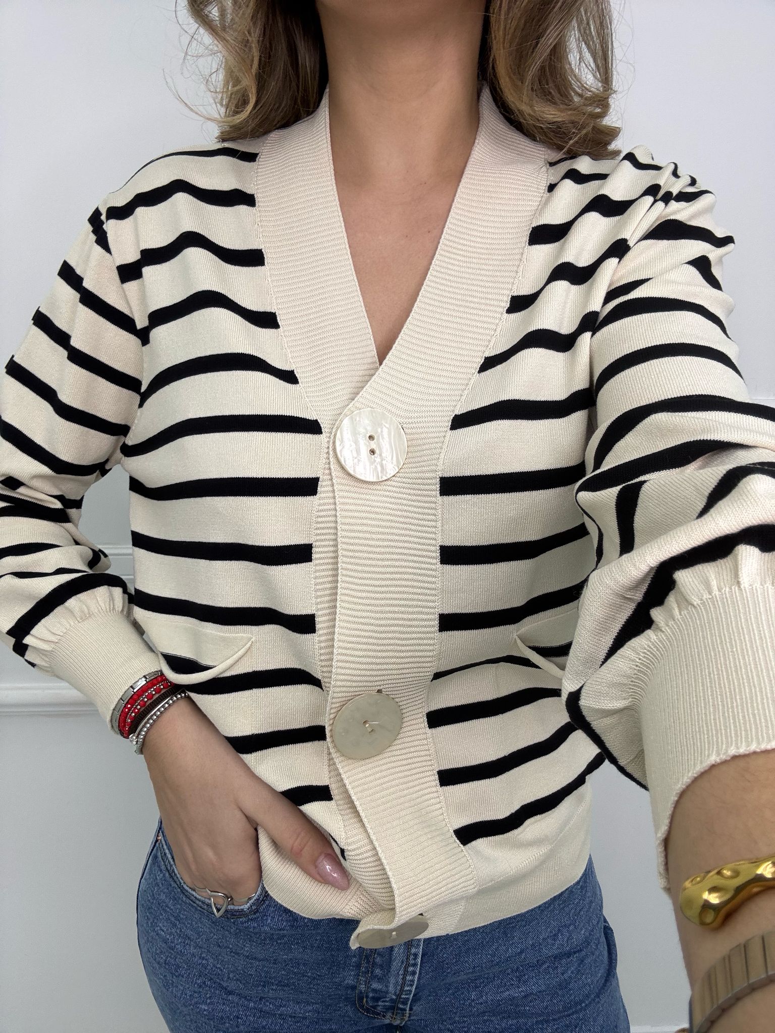 Cardigan in filo over a righe