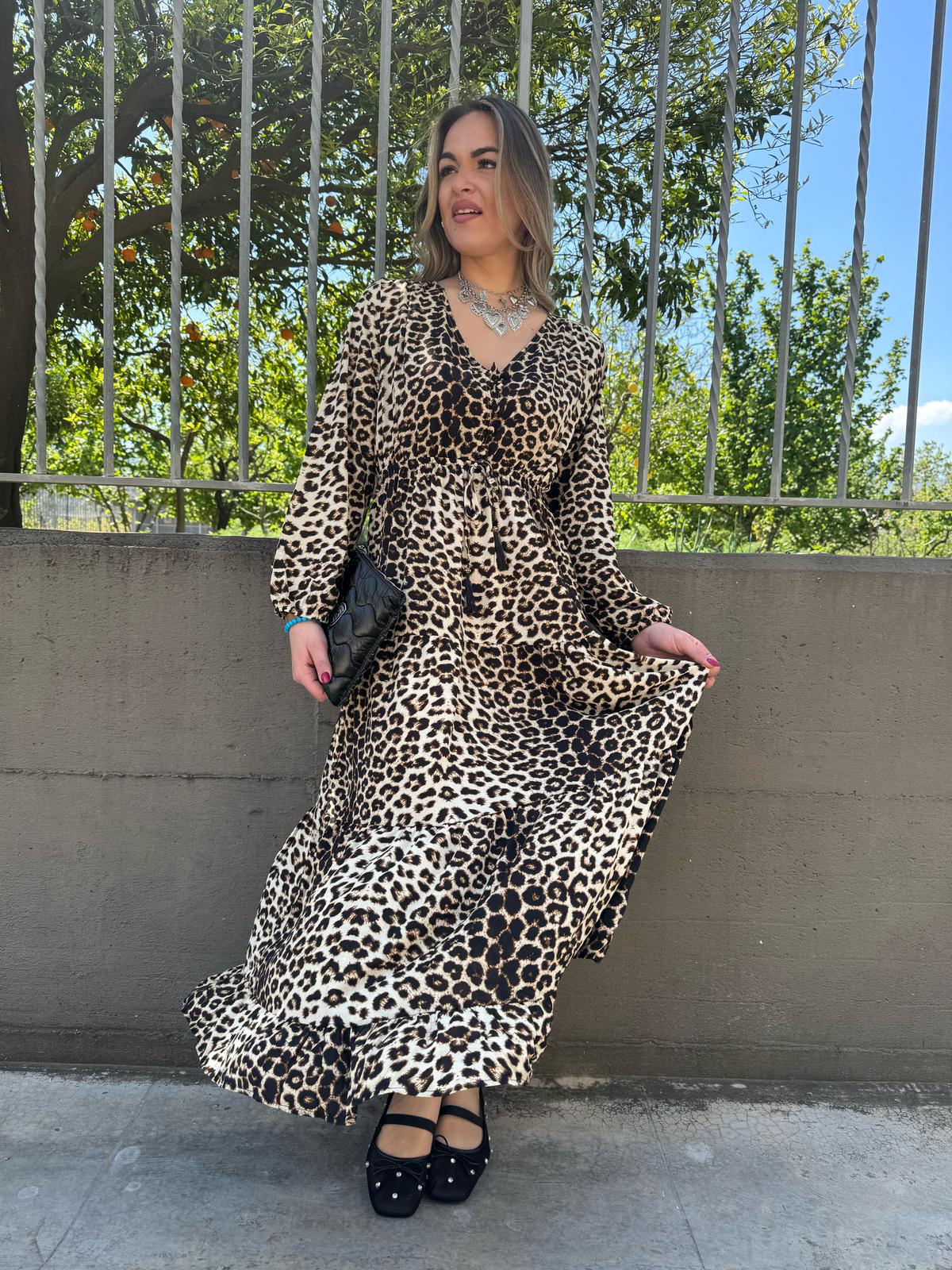 Vestito lungo animalier con bottoncini e laccetto in vita