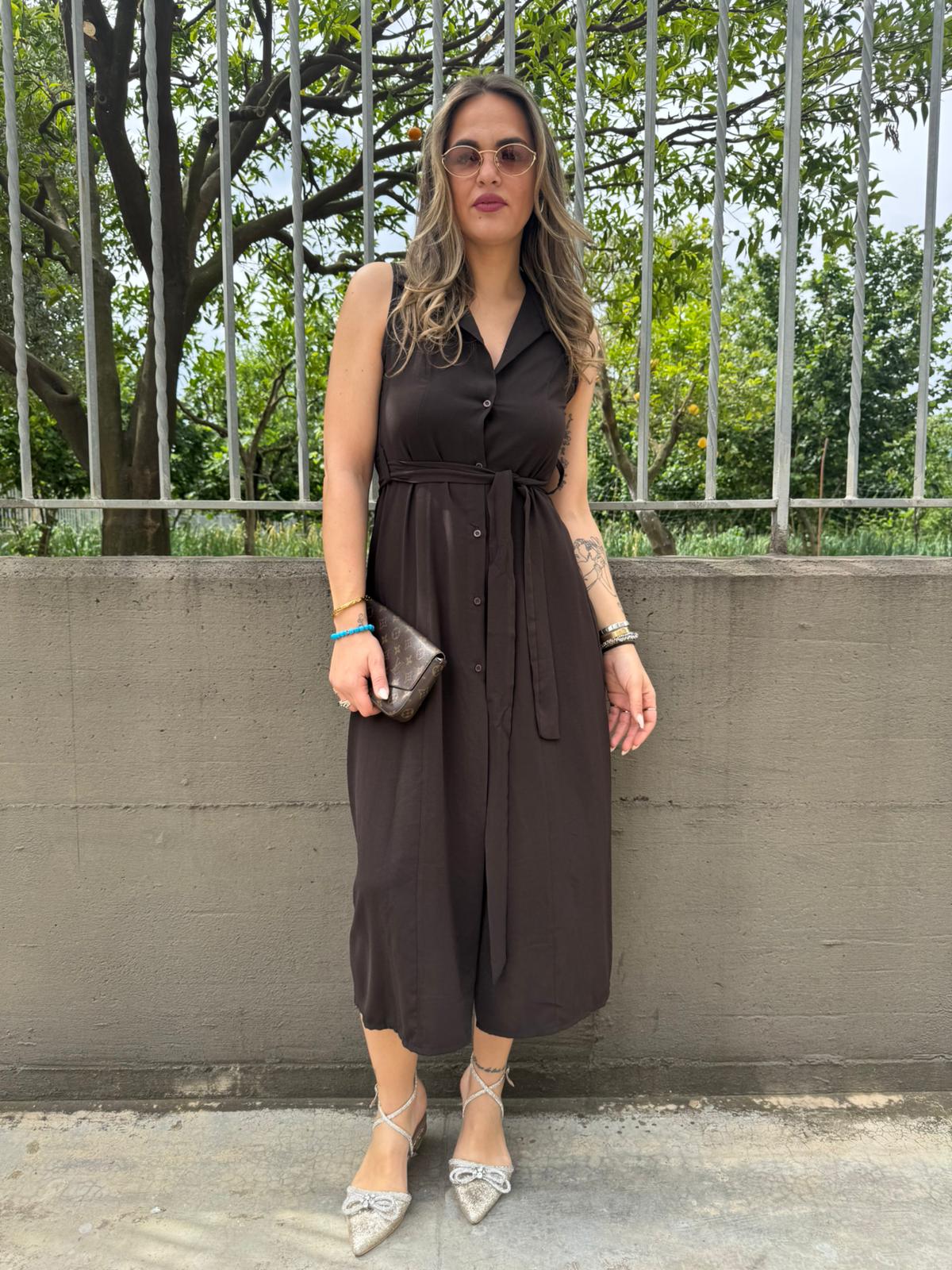 Vestito midi a camicia con schiena scoperta