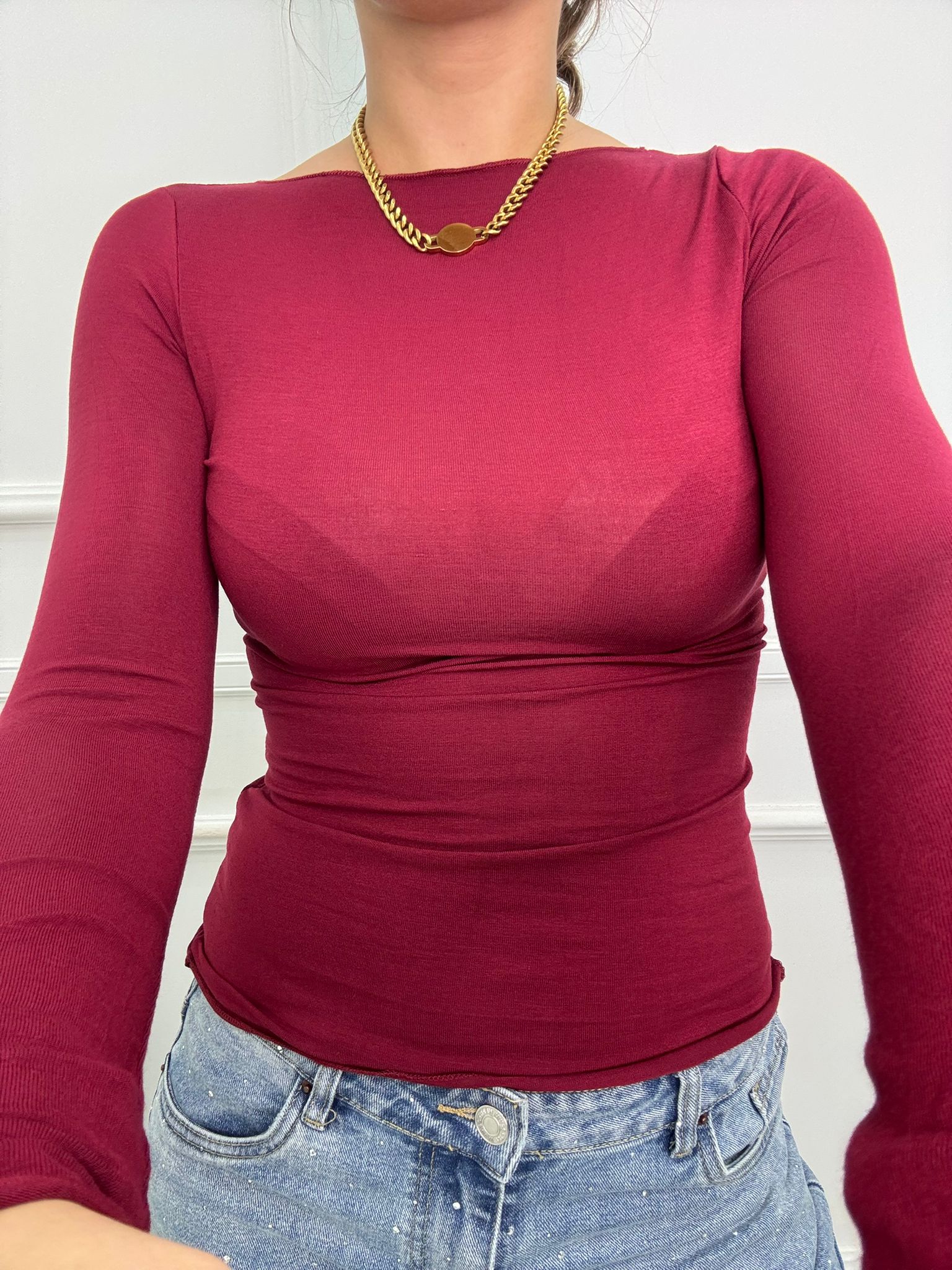 Maglia in simil cashmere con scollo a barchetta