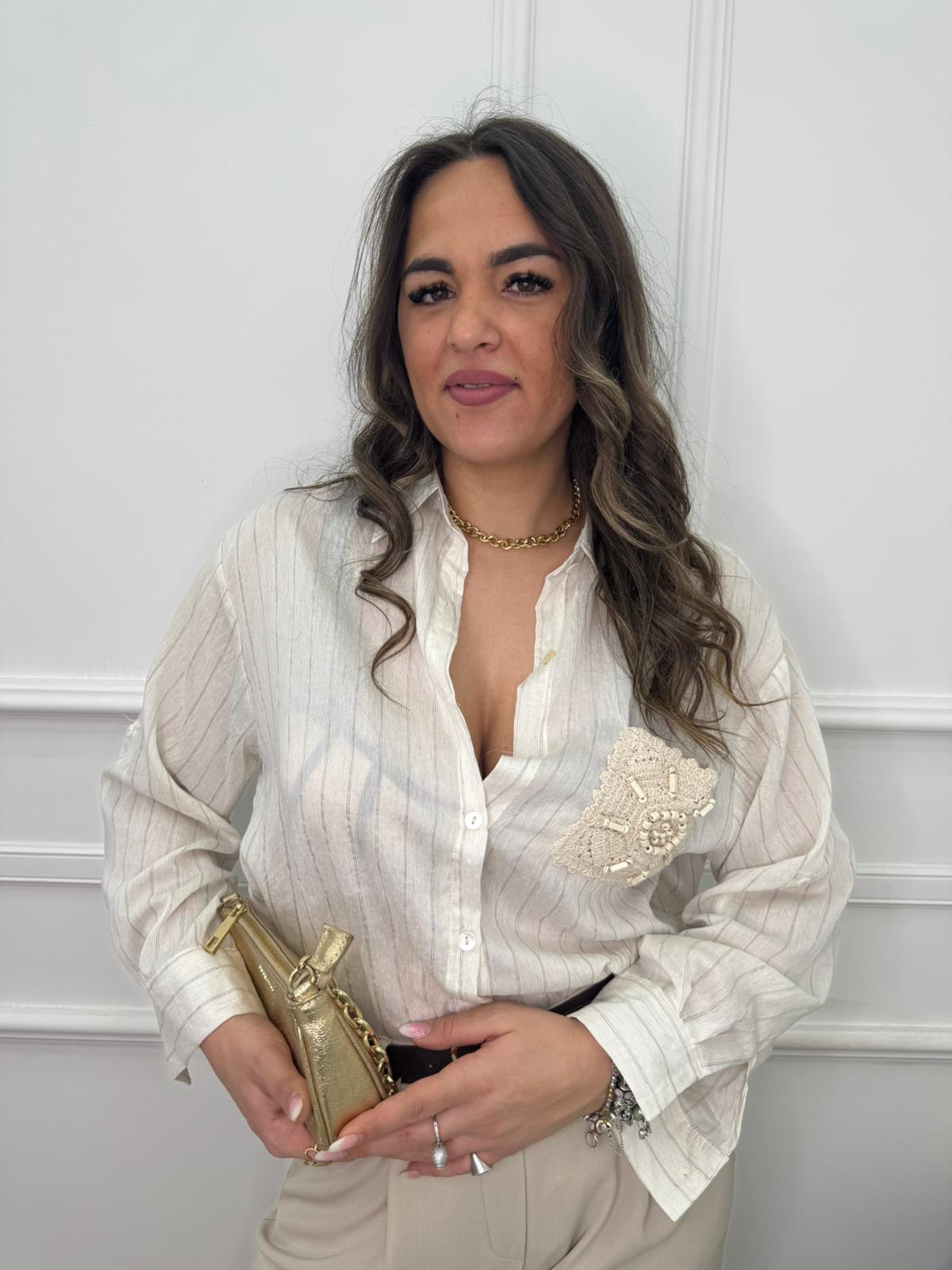 Camicia a righe con taschino particolare