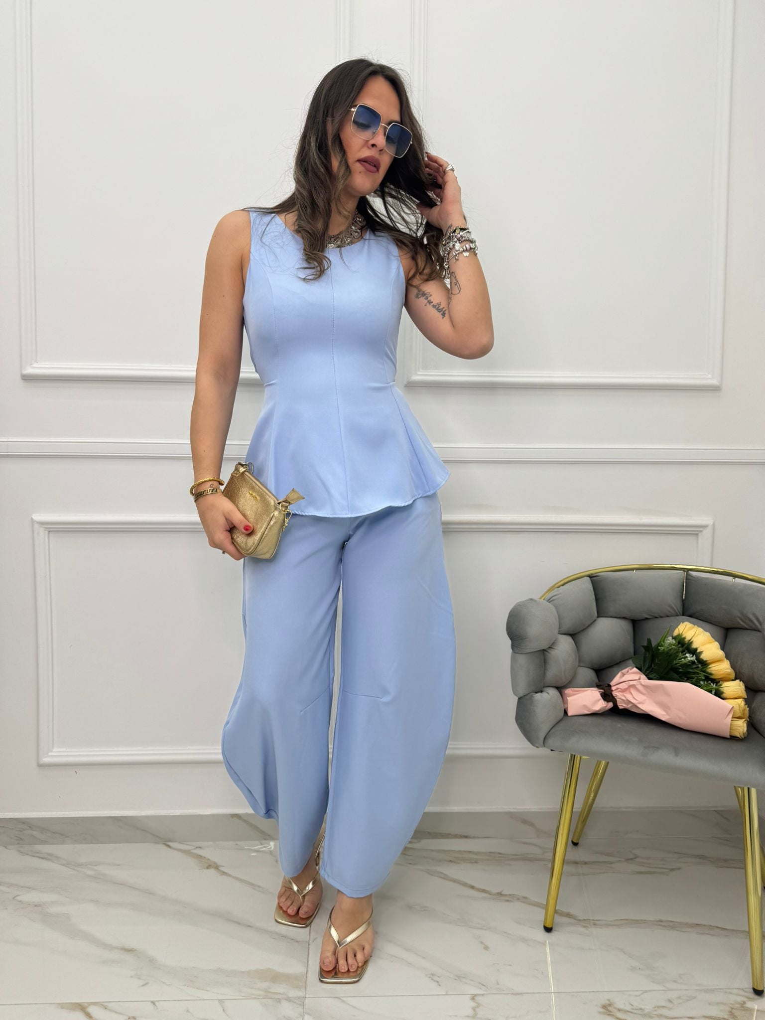 Coordinato 2 pezzi con pantalone balloon e top con laccetti