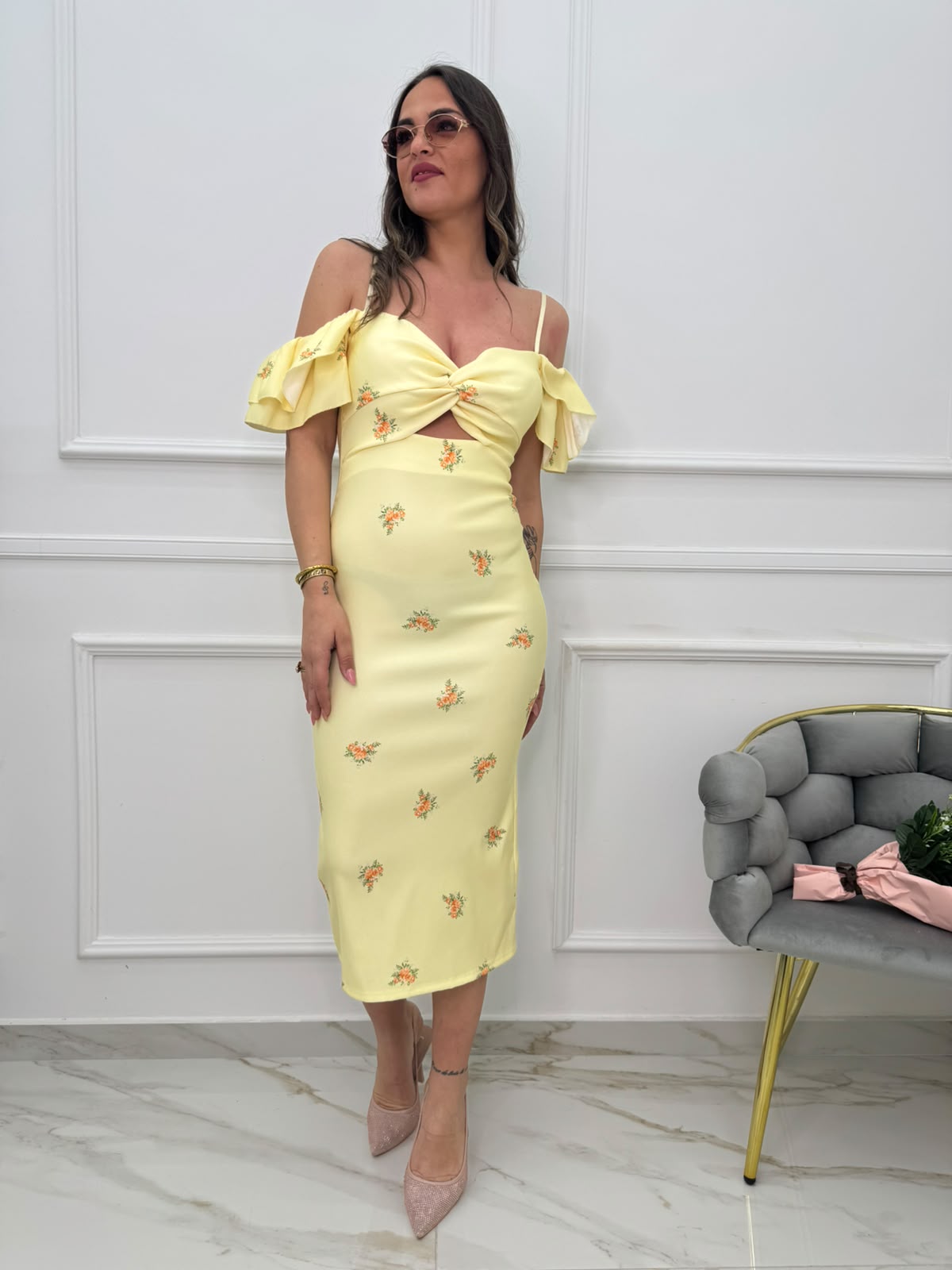 Vestito midi fantasia fiori con scollo a nodo