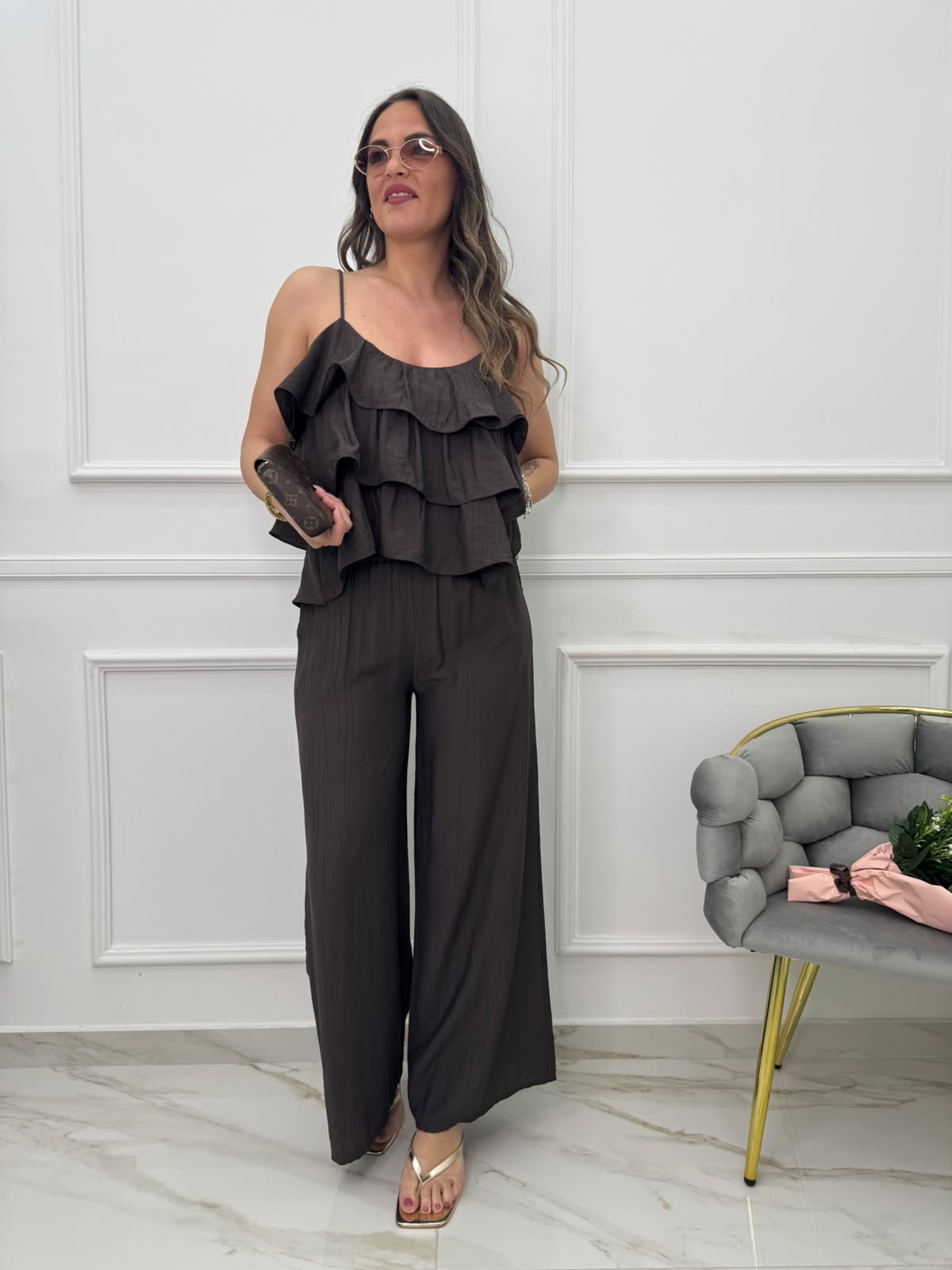 Coordinato 2 pezzi con pantalone palazzo e top con balze