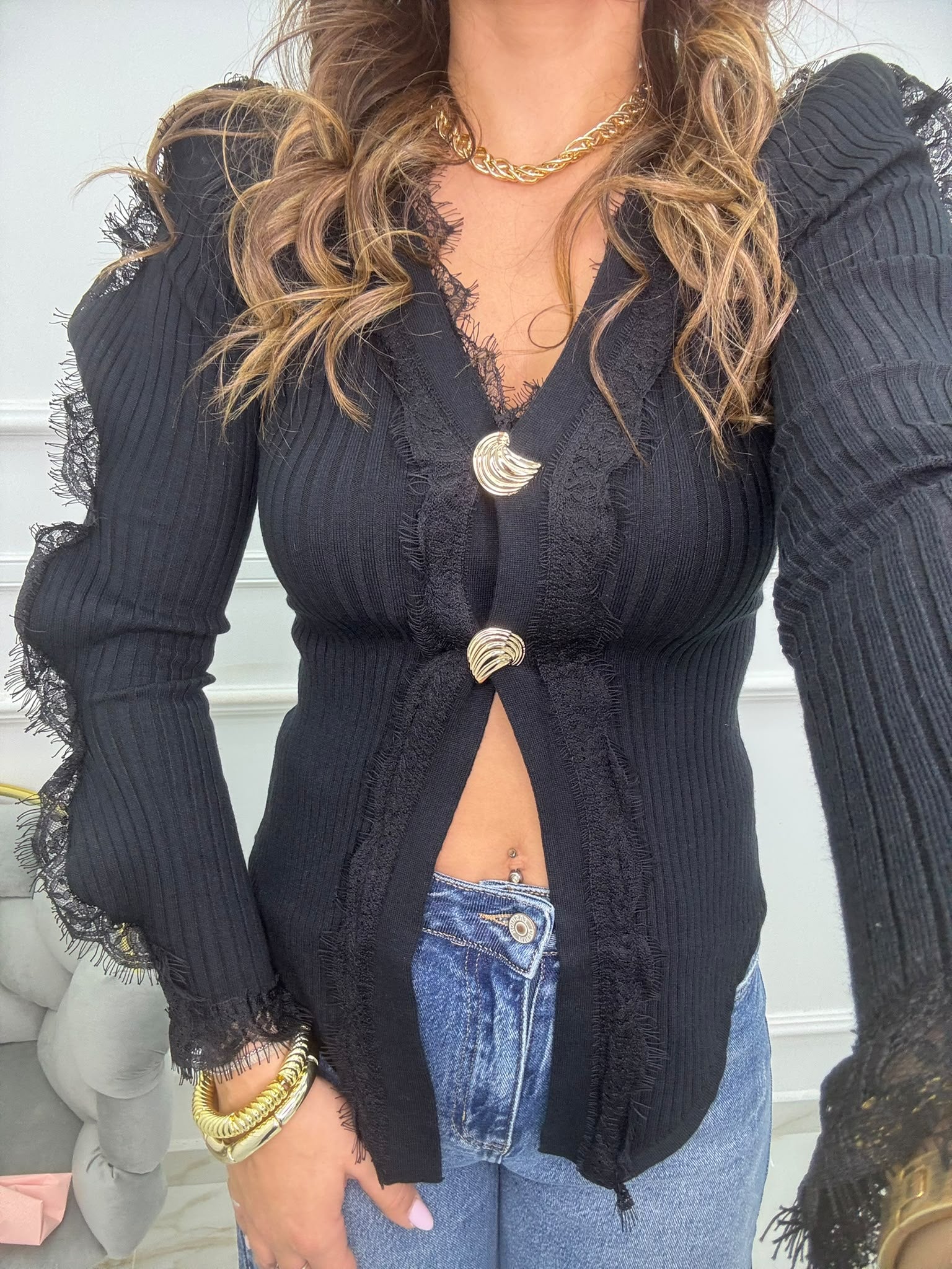 Cardigan con maniche particolari e inserti in merletto