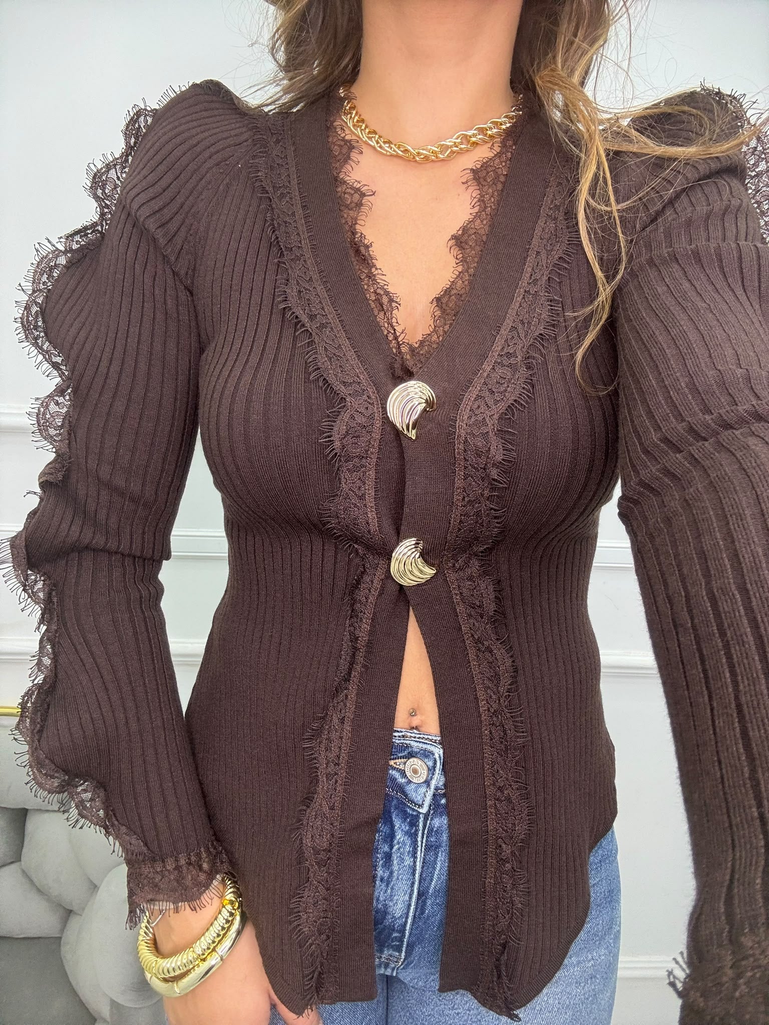 Cardigan con maniche particolari e inserti in merletto