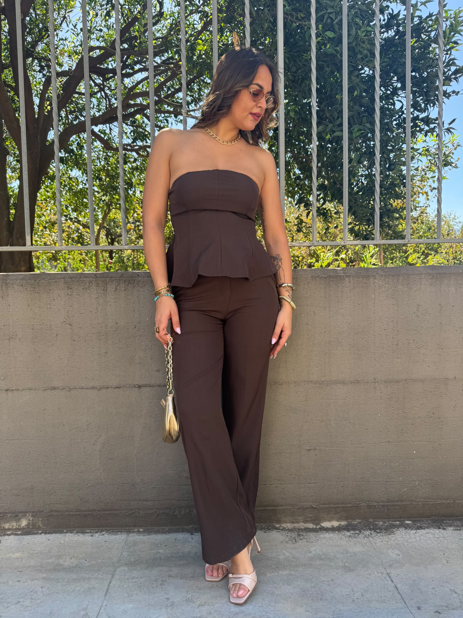 Coordinato 2 pezzi con top scampanato