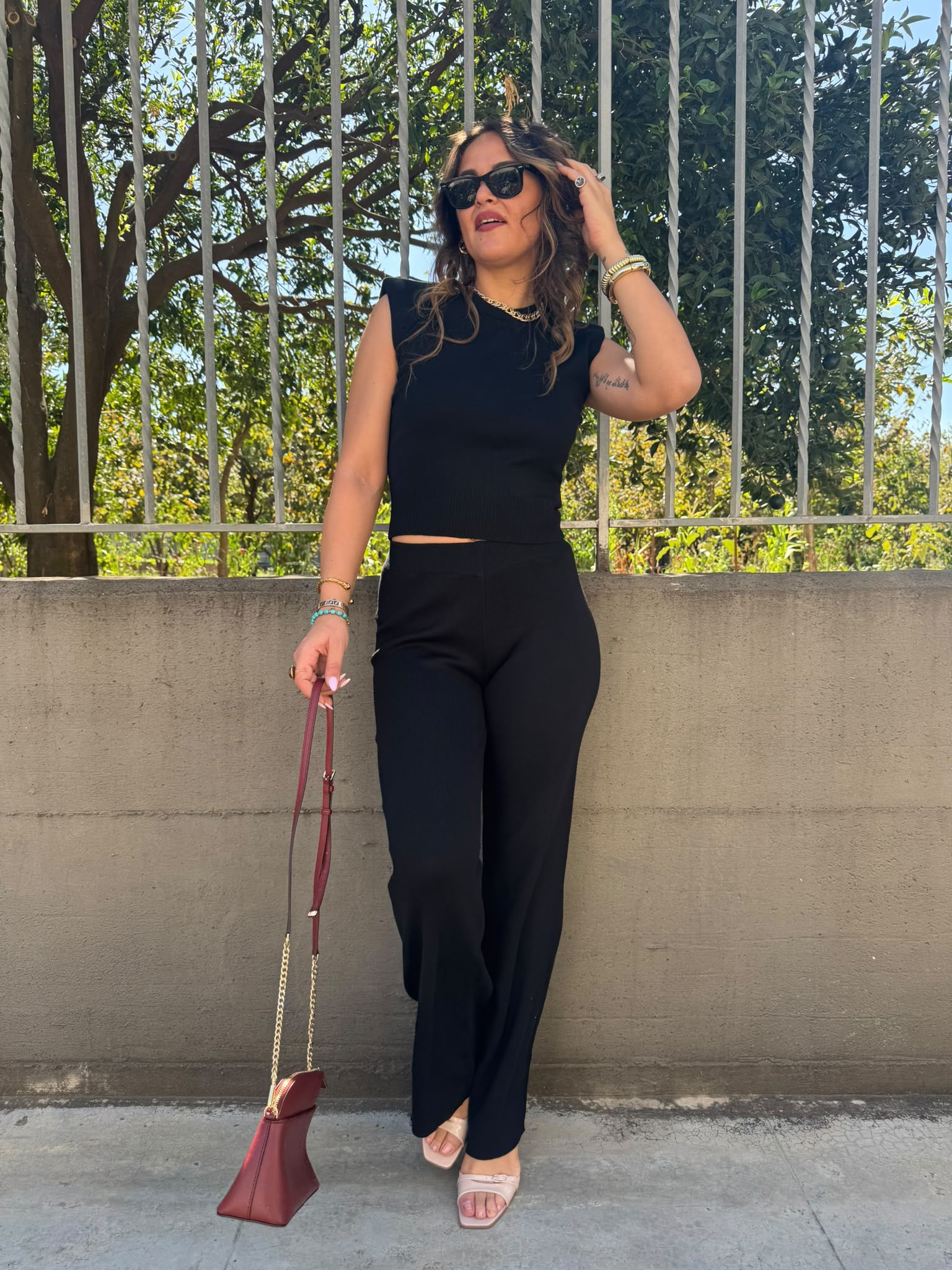 Coordinato 2 pezzi con maglia giro manica e fiocco animalier dietro