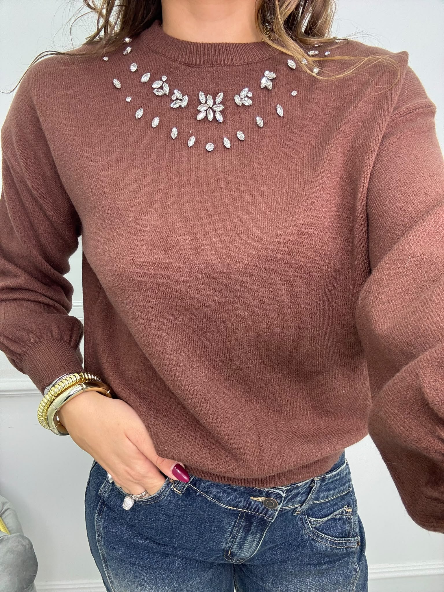 Maglia giro collo con swarovski e maniche a palloncino