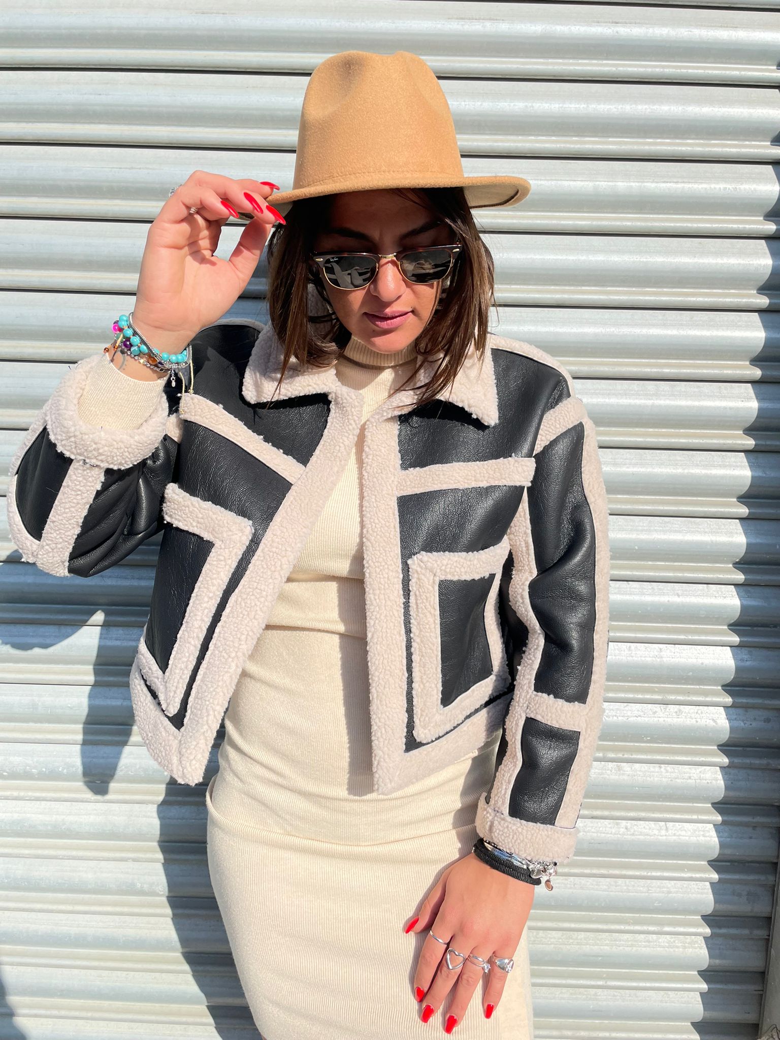 Montoncino tinta unita senza chiusura